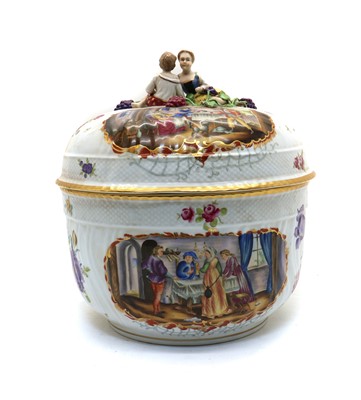 Lot 156 - A large Meissen style porcelain tureen and cover