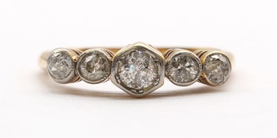 Lot 96 - A gold five stone diamond ring