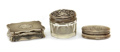 Lot 28 - Silver vinaigrette, lidded box and silver topped jar