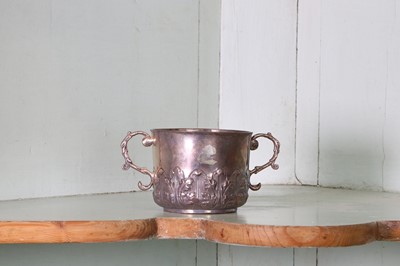 Lot 328 - A Charles II silver two-handled porringer or cup