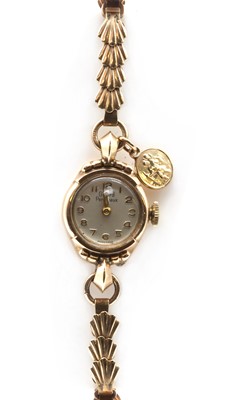 Lot 494 - A ladies' 9ct gold Girard Perregaux mechanical bracelet watch