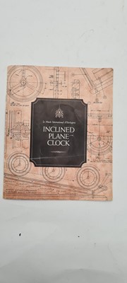 Lot 158 - A Franklin Mint inclined Plane Clock