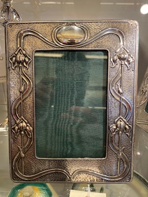 Lot 21 - A pair of silver photograph frames