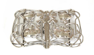 Lot 27 - An Art Nouveau silver belt buckle