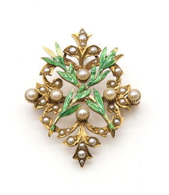 Lot 115 - A late Victorian split pearl pendant/brooch, c.1900