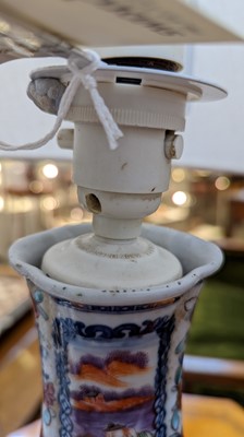 Lot 1 - A pair of export porcelain vase table lamps