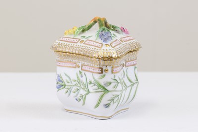 Lot 69 - A collection of Royal Copenhagen ‘Flora Danica’ porcelain items