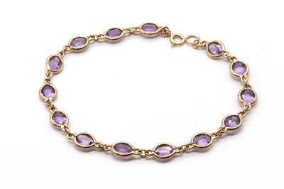 Lot 189 - A 9ct gold amethyst bracelet