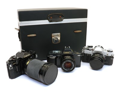 Lot 354 - A Canon AE-1 35mm film camera