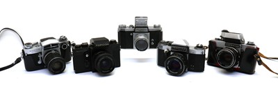 Lot 351 - A collection of rangefinder and viewfinder cameras