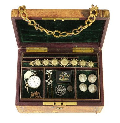 Lot 447 - A collection of jewellery