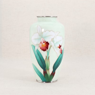 Lot 184 - A Japanese cloisonné vase