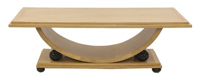 Lot 119 - A French Art Deco maple coffee table