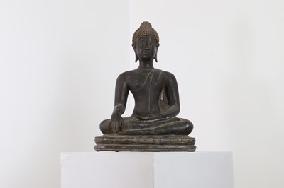 Lot 31 - A bronze Sukhothai-style figure of Buddha Shakyamuni