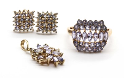 Lot 298 - A collection of tanzanite jewellery