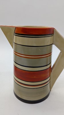 Lot 137 - A collection of Art Deco ceramics