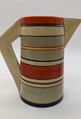 Lot 137 - A collection of Art Deco ceramics