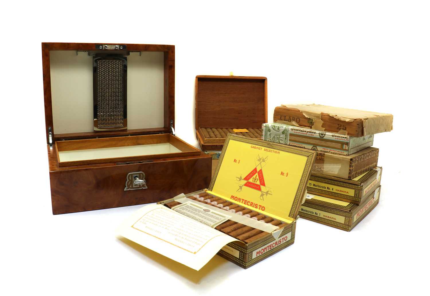 Lot 189 - A burr yew humidor