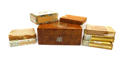 Lot 189 - A burr yew humidor