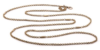 Lot 419 - A gold guard chain