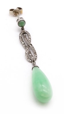 Lot 59 - A single jade and diamond drop earring