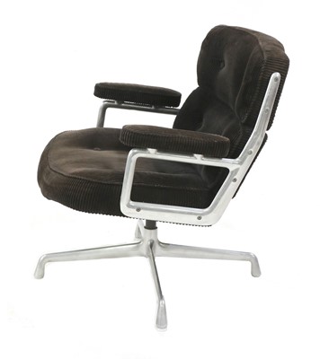 Lot 339 - An 'ES105' lounge chair