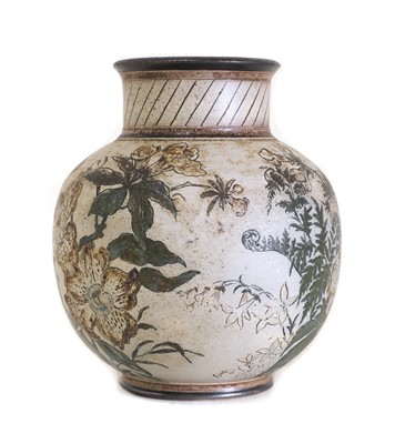 Lot 8 - A Martin Brothers' stoneware vase