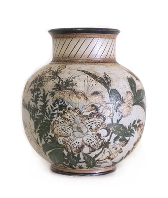 Lot 8 - A Martin Brothers' stoneware vase
