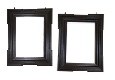 Lot 501 - A pair of ebonised picture frames