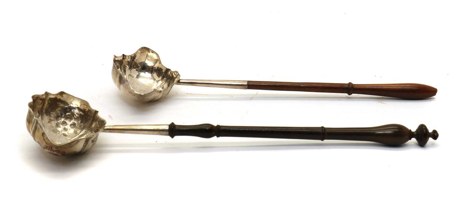 Lot 39 - A George II silver toddy ladle
