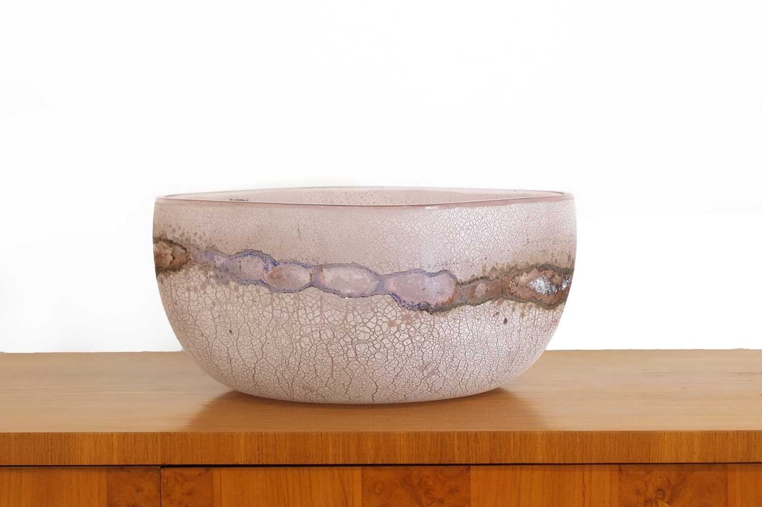 Lot 254 - A Murano 'Scavo' glass bowl