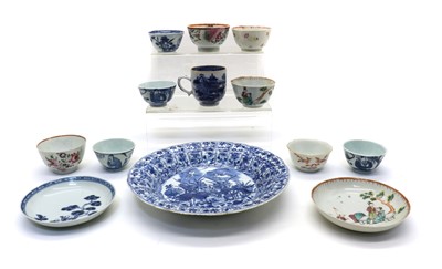 Lot 100 - A collection of Chinese blue and white porcelain