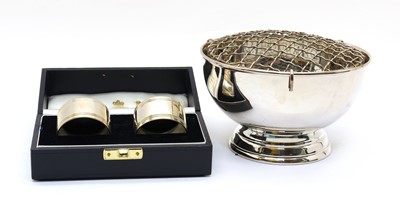 Lot 44 - A cased silver rose bowl