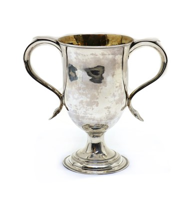 Lot 4 - A George III silver twin-handled cup