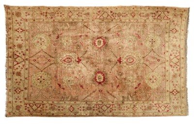 Lot 210 - A Sultanabad rug