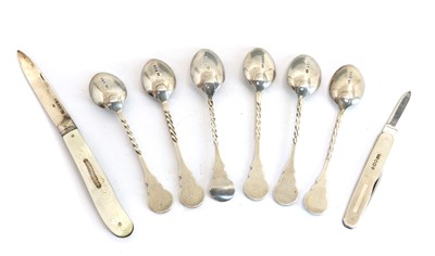 Lot 15 - A set of six George V silver teaspoons