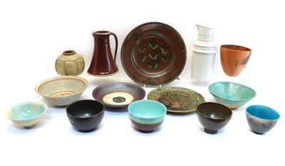 Lot 117 - A collection of various Studio Pottery