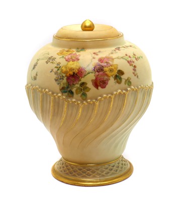 Lot 87 - A Royal Worcester porcelain vase and cover