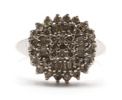 Lot 95 - A 9ct white gold diamond cluster ring