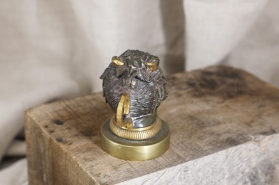 Lot 4 - A grand tour gilt-bronze oil lamp
