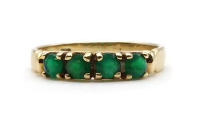Lot 243 - A gold green agate ring