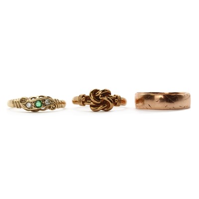 Lot 217 - Three 9ct gold rings