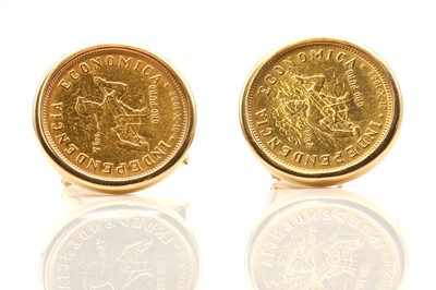 Lot 163 - A pair of Bolivian gold coin cufflinks