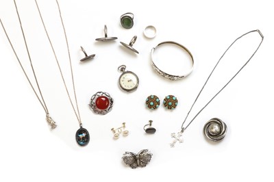 Lot 302 - A collection of silver and costume jewellery