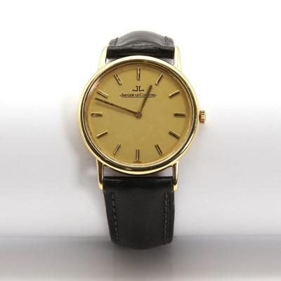 Lot 456 - A gentlemen's 18ct gold Jaeger-LeCoultre mechanical strap watch