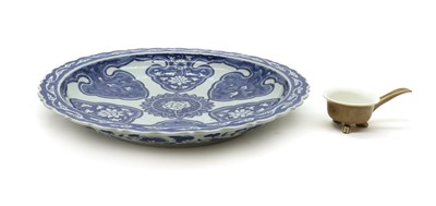 Lot 145 - A Chinese blue and white lobed charger