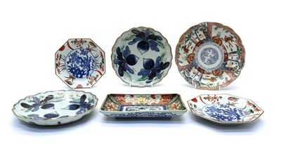 Lot 117 - A collection of Japanese Arita ware