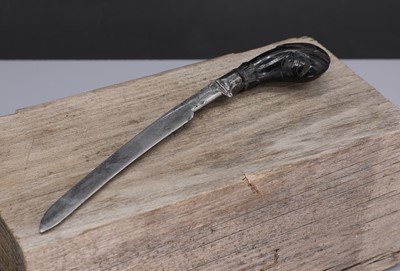 Lot 184 - An Indonesian rencong knife