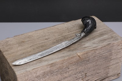 Lot 184 - An Indonesian rencong knife