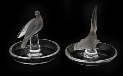 Lot 109 - A Lalique clear and satin glass cendrier